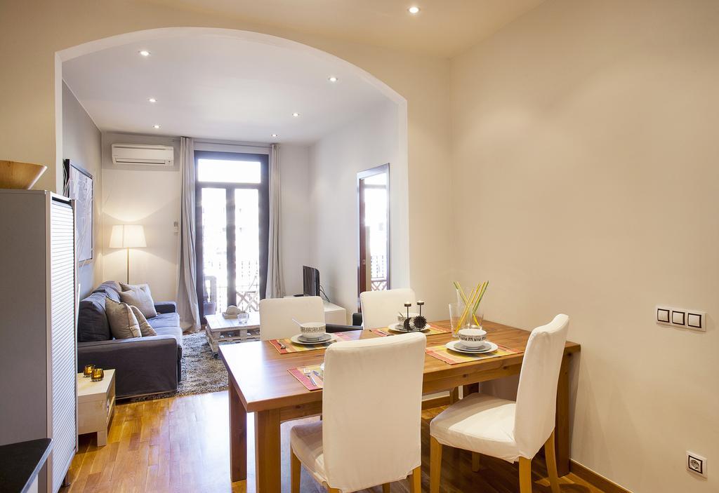 Apartments Barcelona & Home Deco Viladomat Kültér fotó