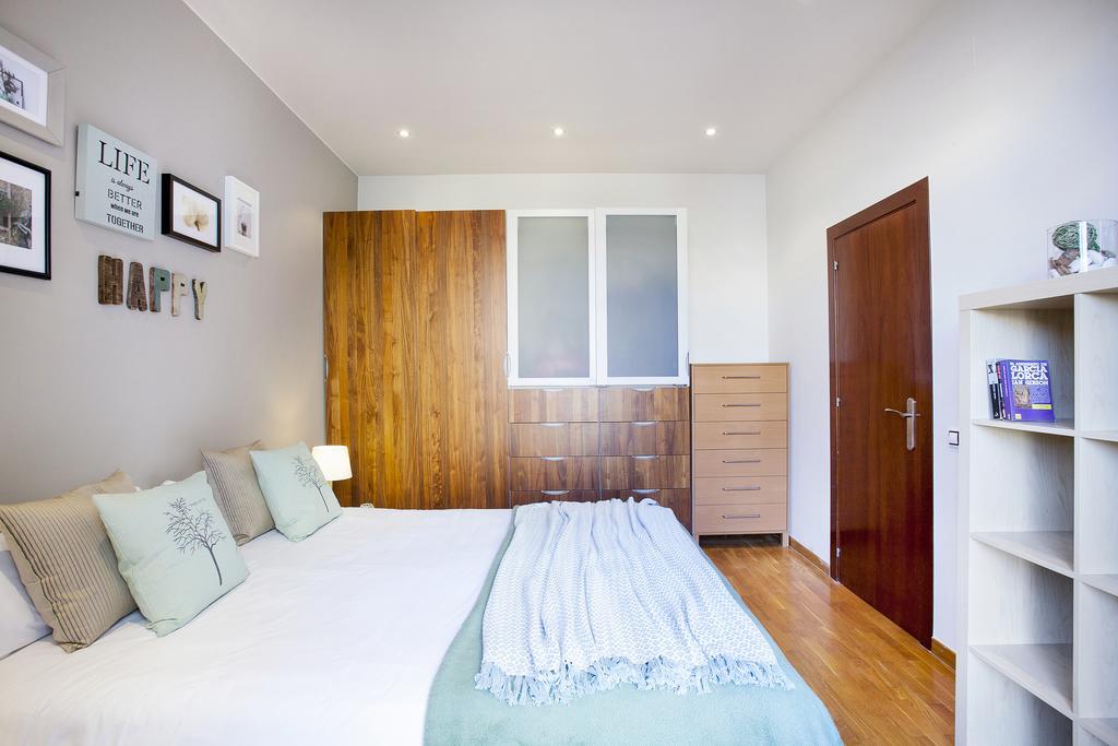 Apartments Barcelona & Home Deco Viladomat Kültér fotó