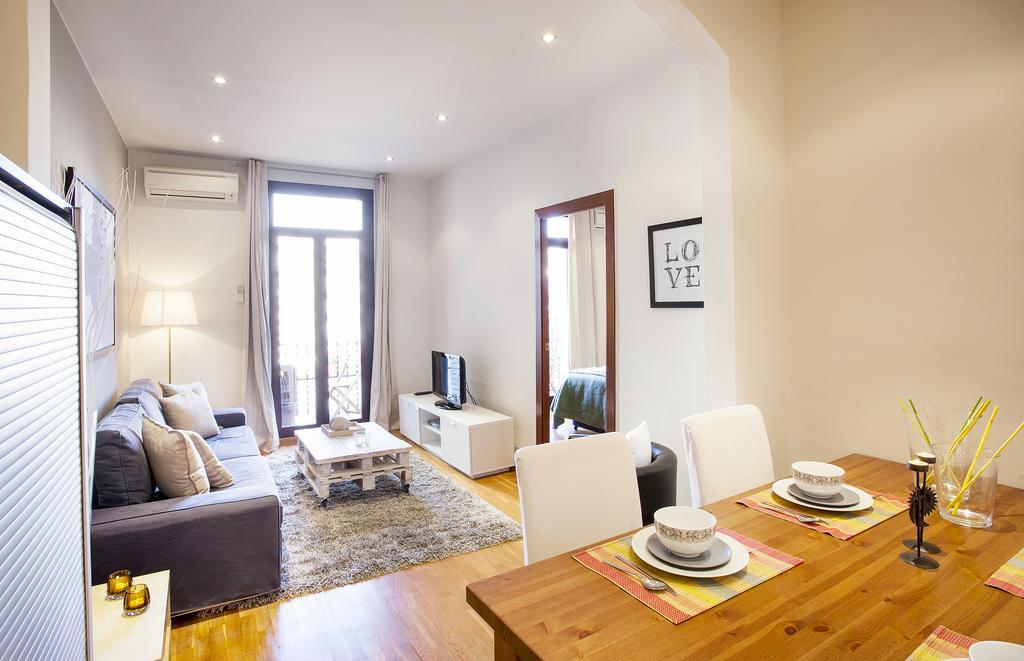 Apartments Barcelona & Home Deco Viladomat Kültér fotó
